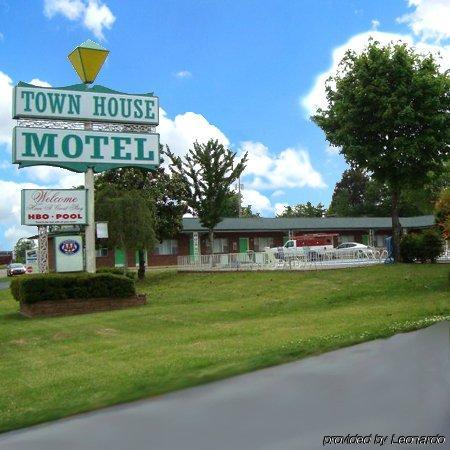 Town House Motel Tupelo Ngoại thất bức ảnh